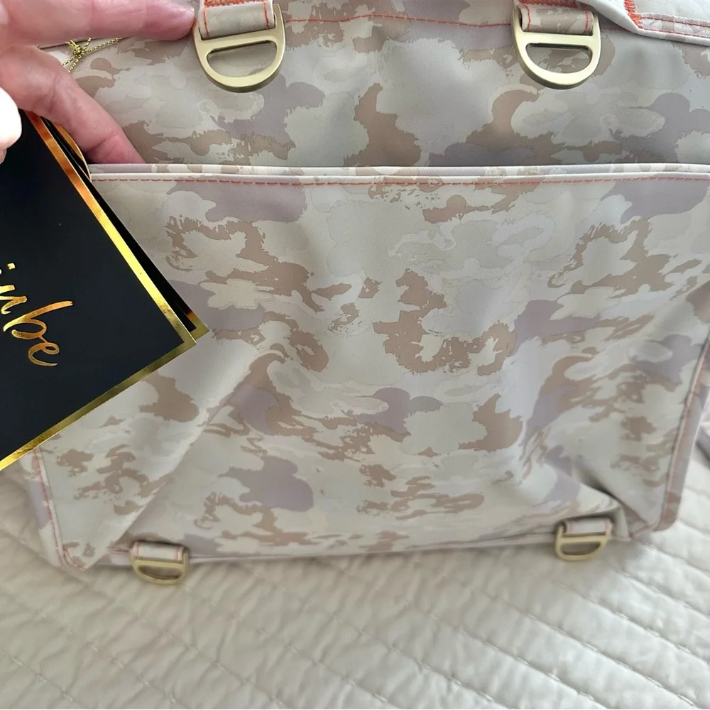 NWT Retired Jujube BFF Camo Convertible Travel Backpack/Messenger Diaper Bag